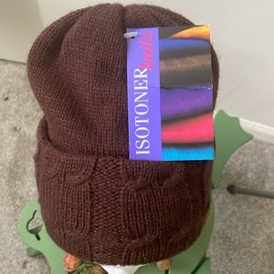 Isotoner Wide Cuff Fold